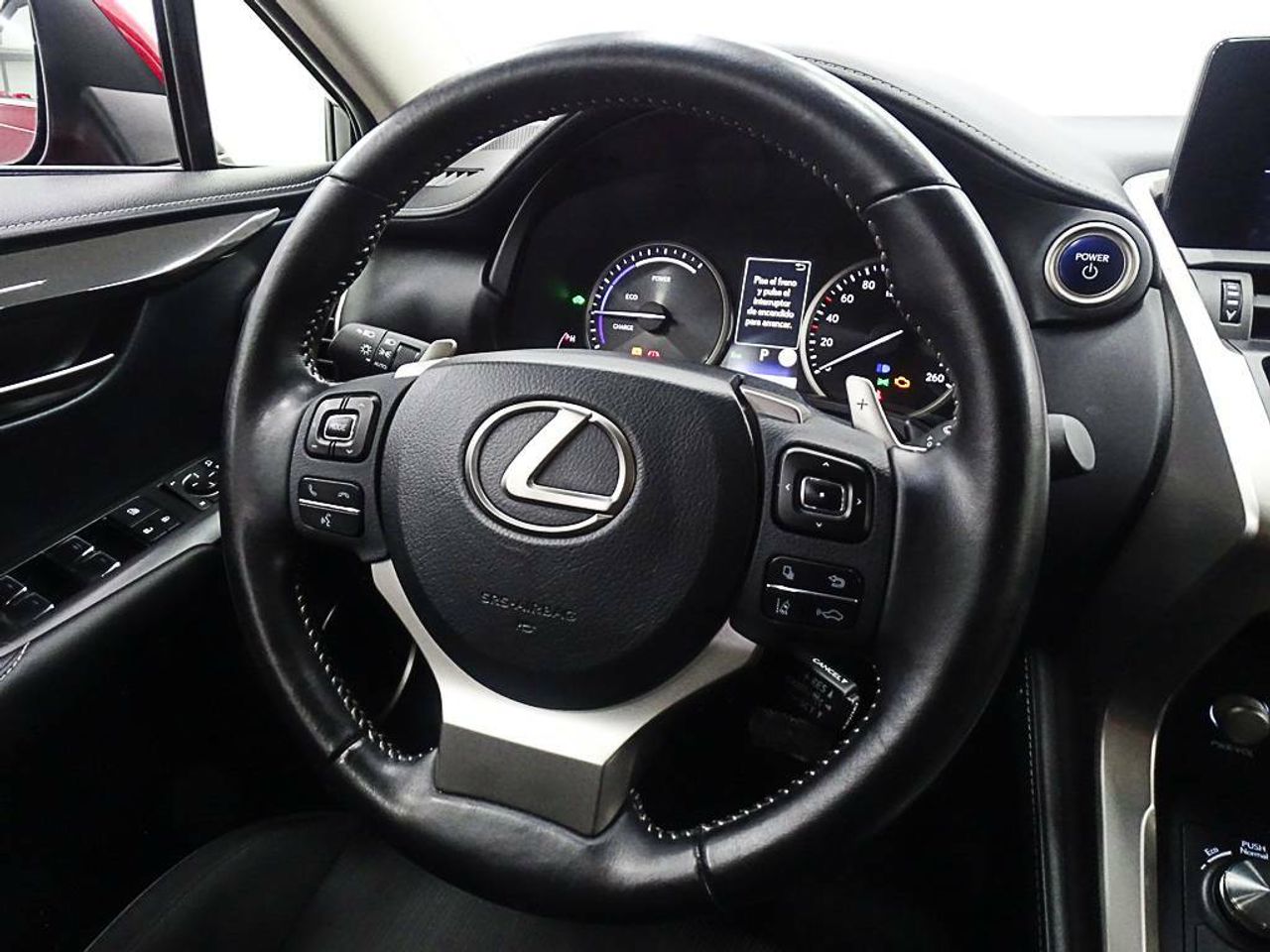 Foto Lexus NX 31