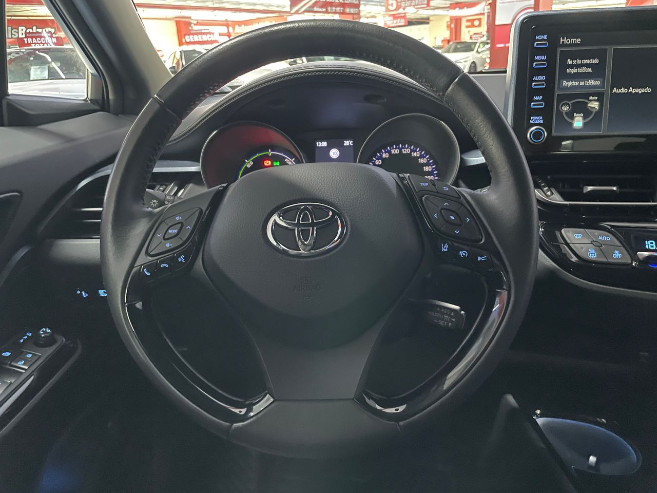 Foto Toyota C-HR 13