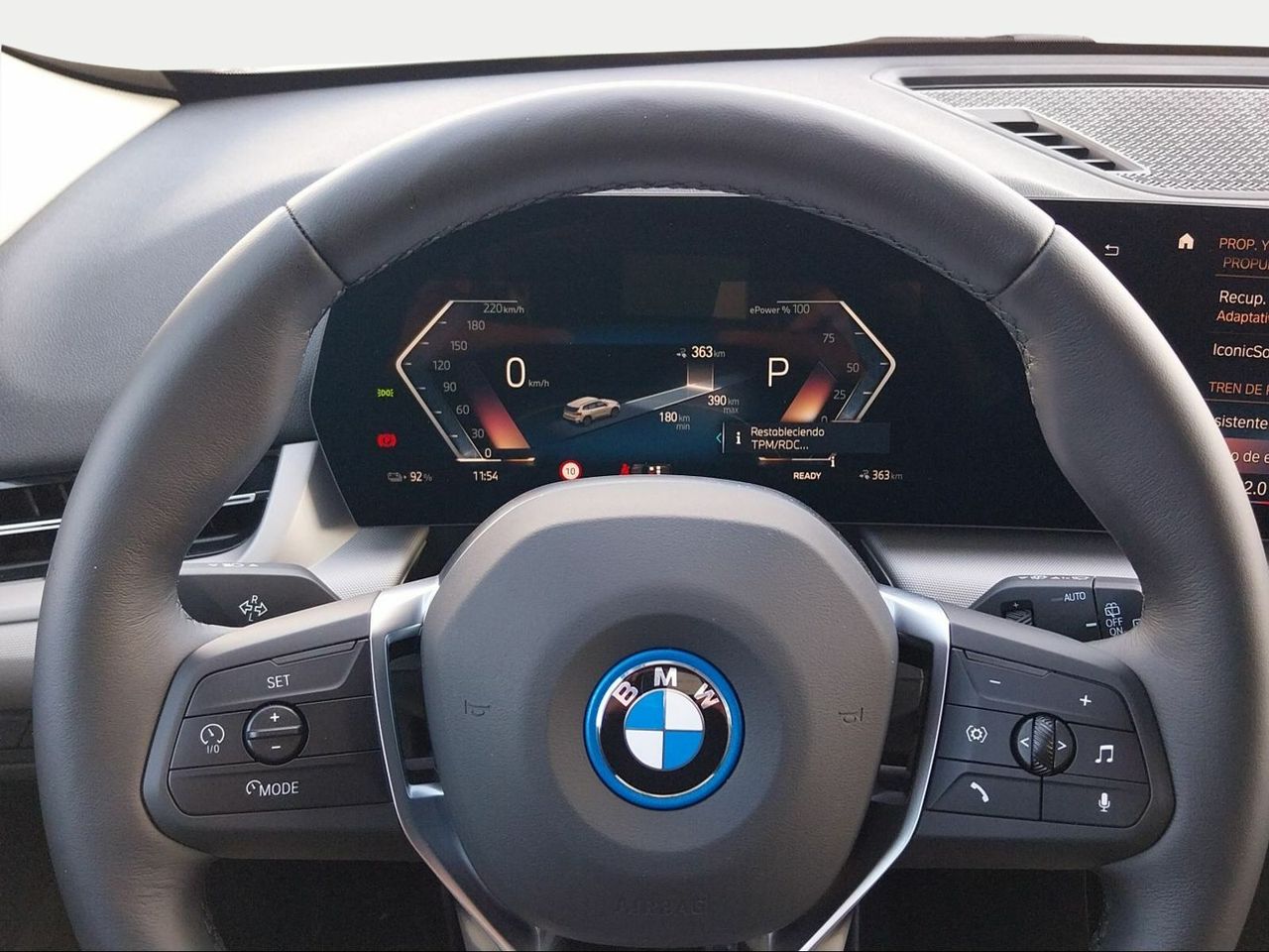Foto BMW iX1 12