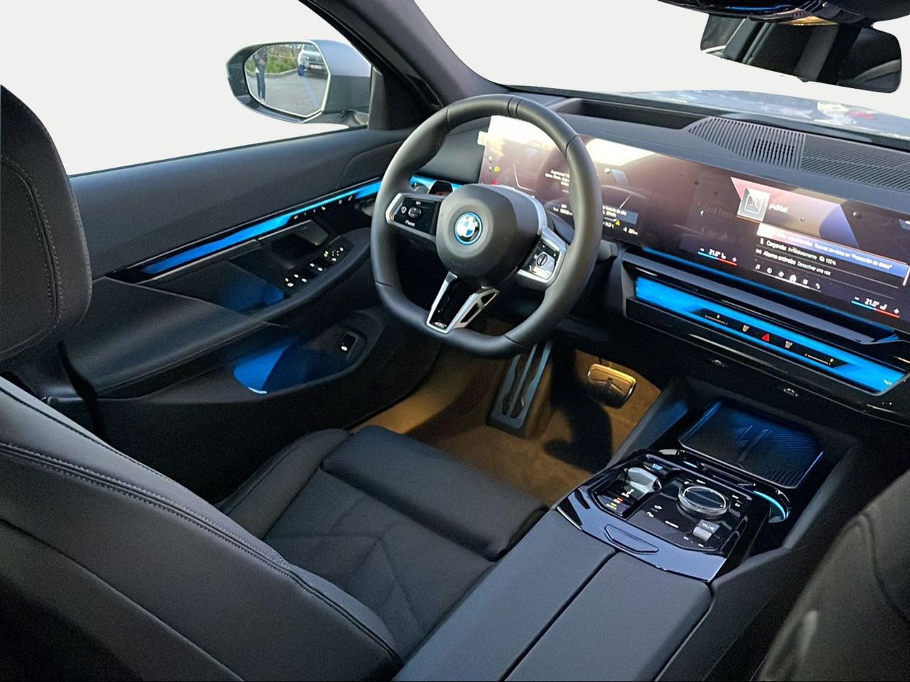 Foto BMW iX1 8