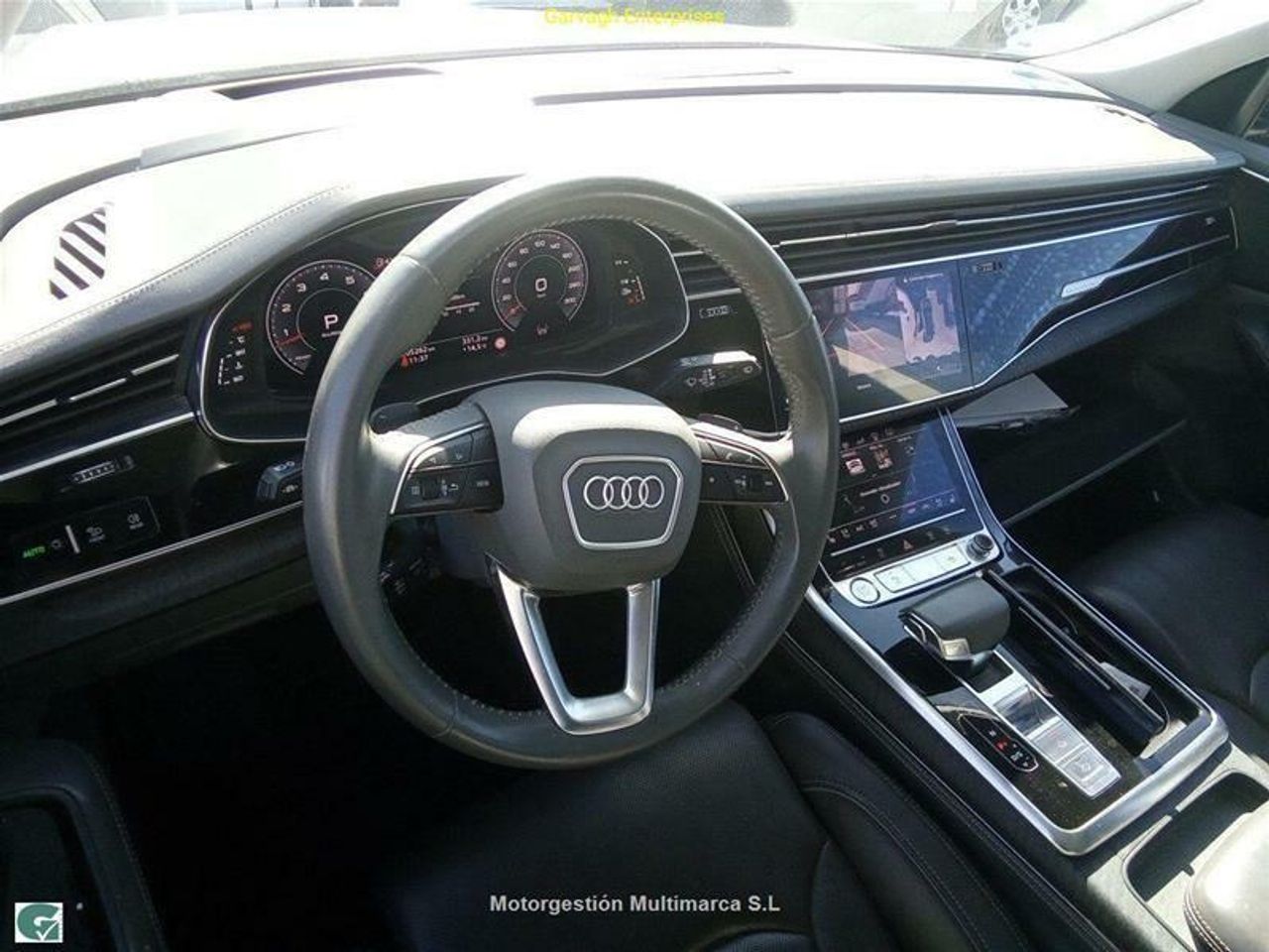 Foto Audi Q8 7