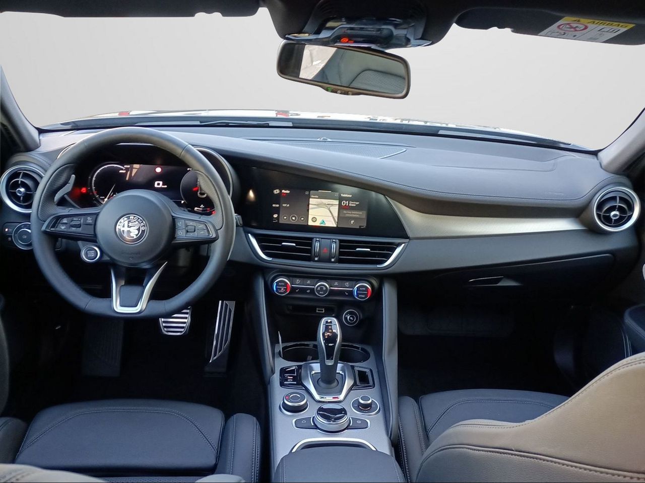 Foto Alfa Romeo Giulia 16