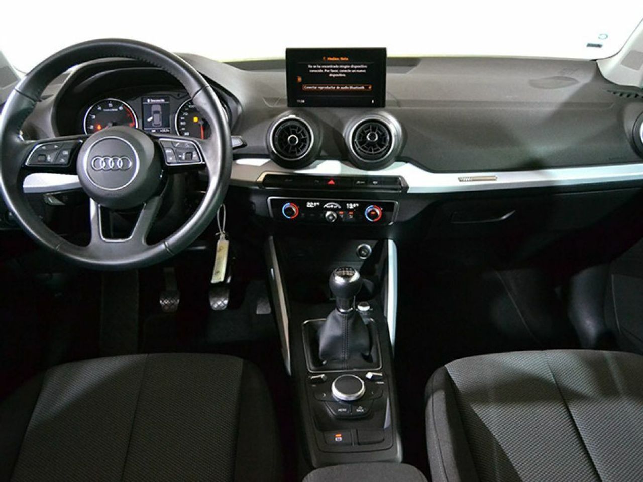 Foto Audi Q2 14