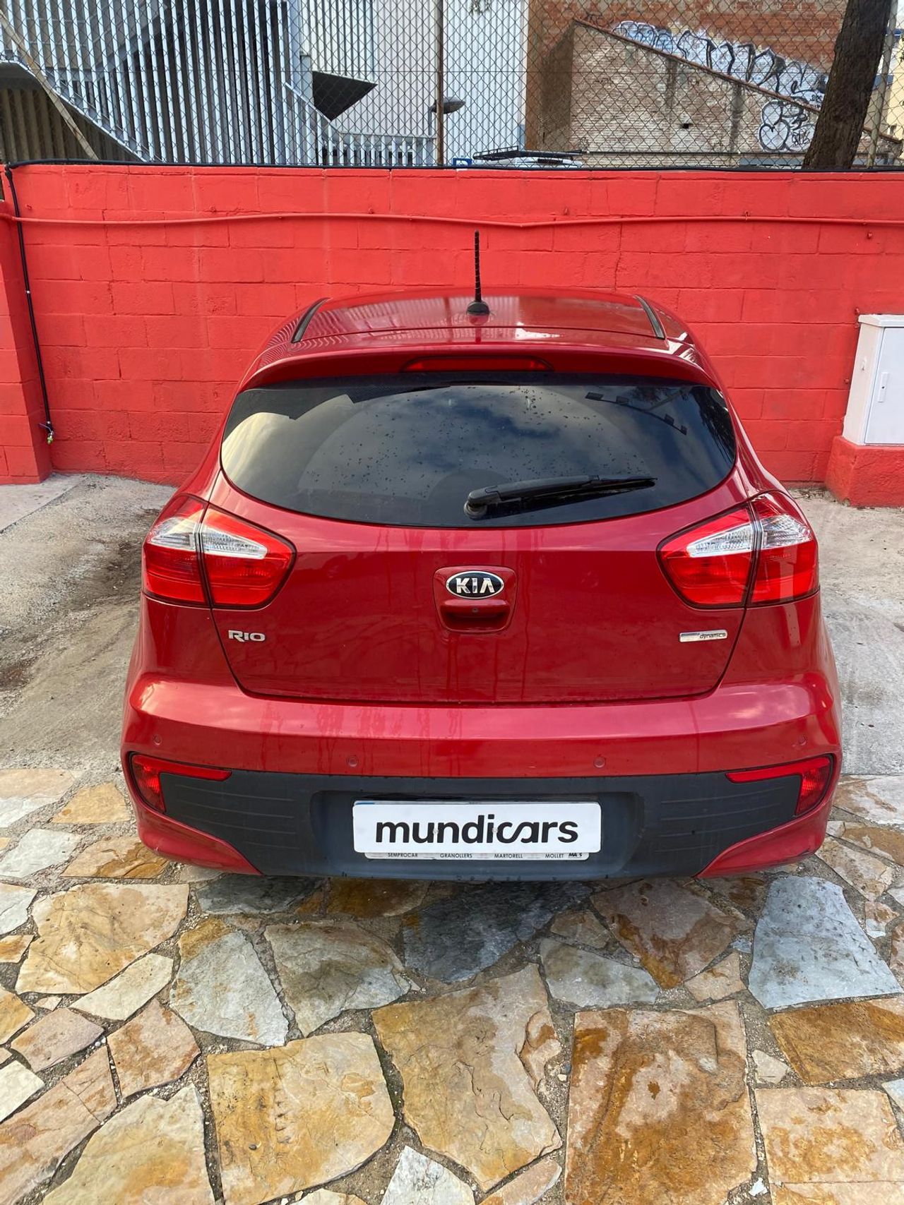 Foto Kia Rio 8