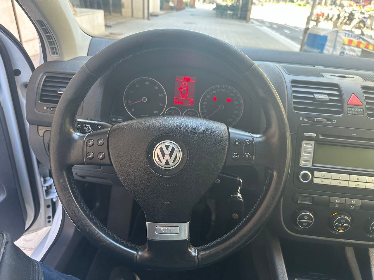 Foto Volkswagen Golf 17