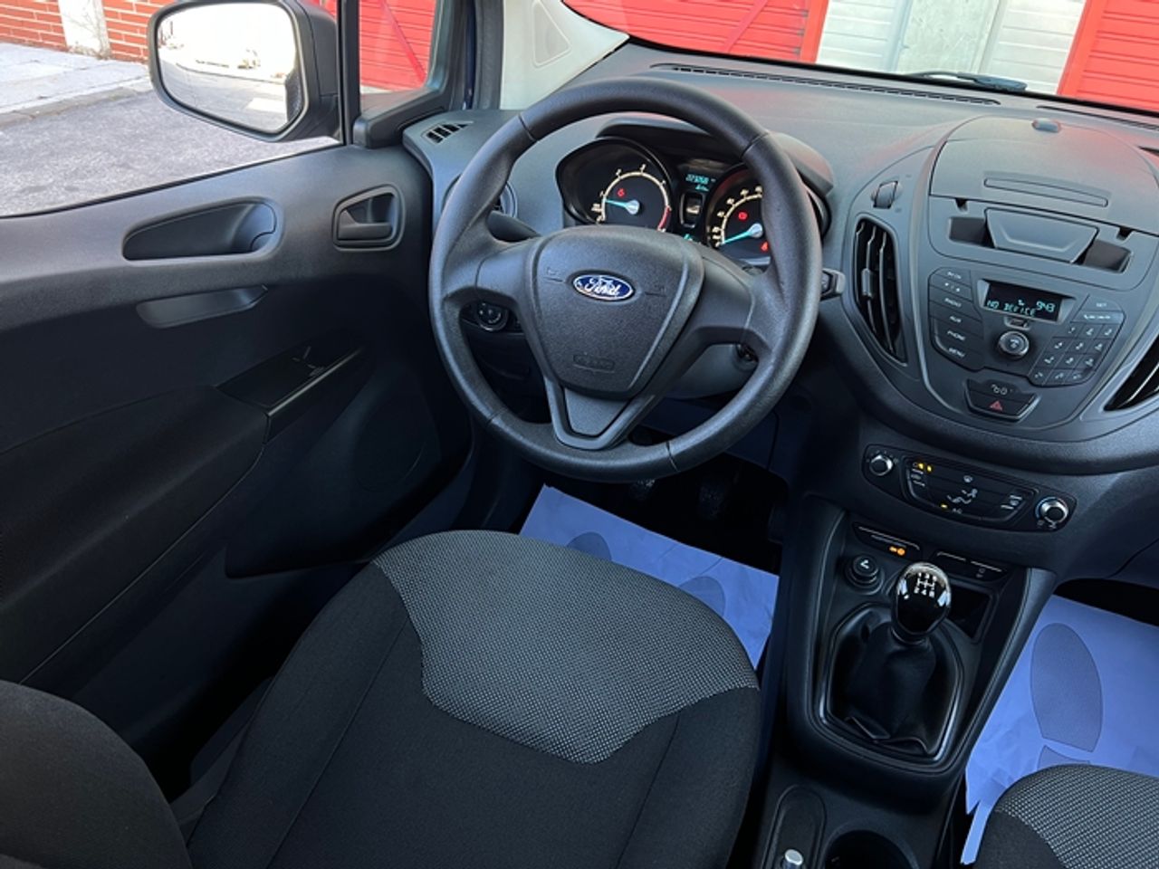 Foto Ford Tourneo Courier 28