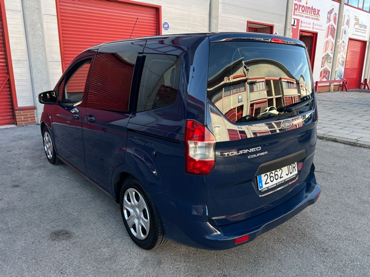 Foto Ford Tourneo Courier 33