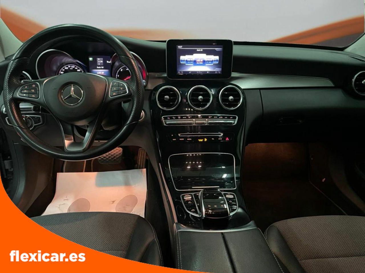 Foto Mercedes-Benz Clase C 18