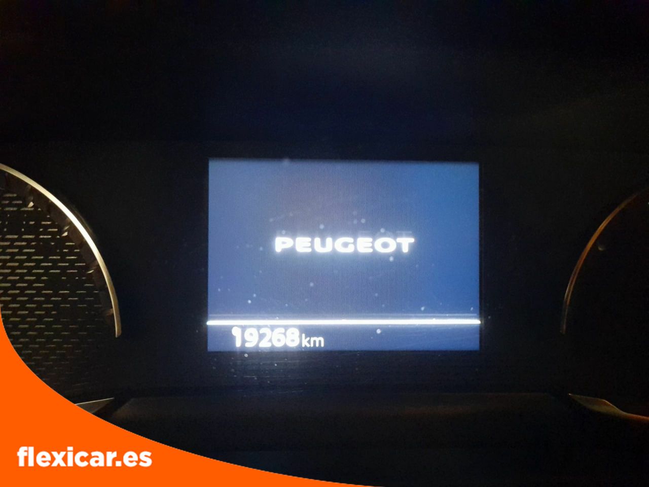 Foto Peugeot 208 11