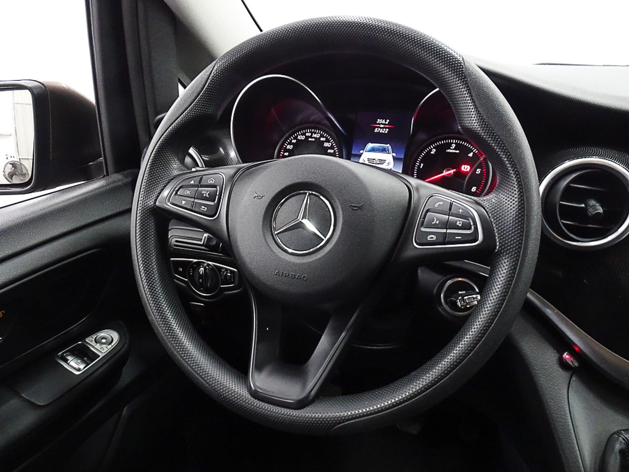 Foto Mercedes-Benz Clase V 24