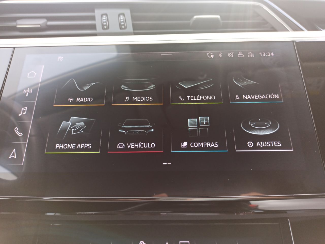 Foto Audi E-tron 11
