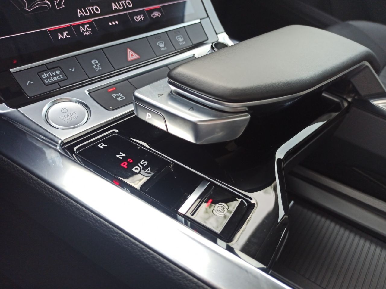 Foto Audi E-tron 15