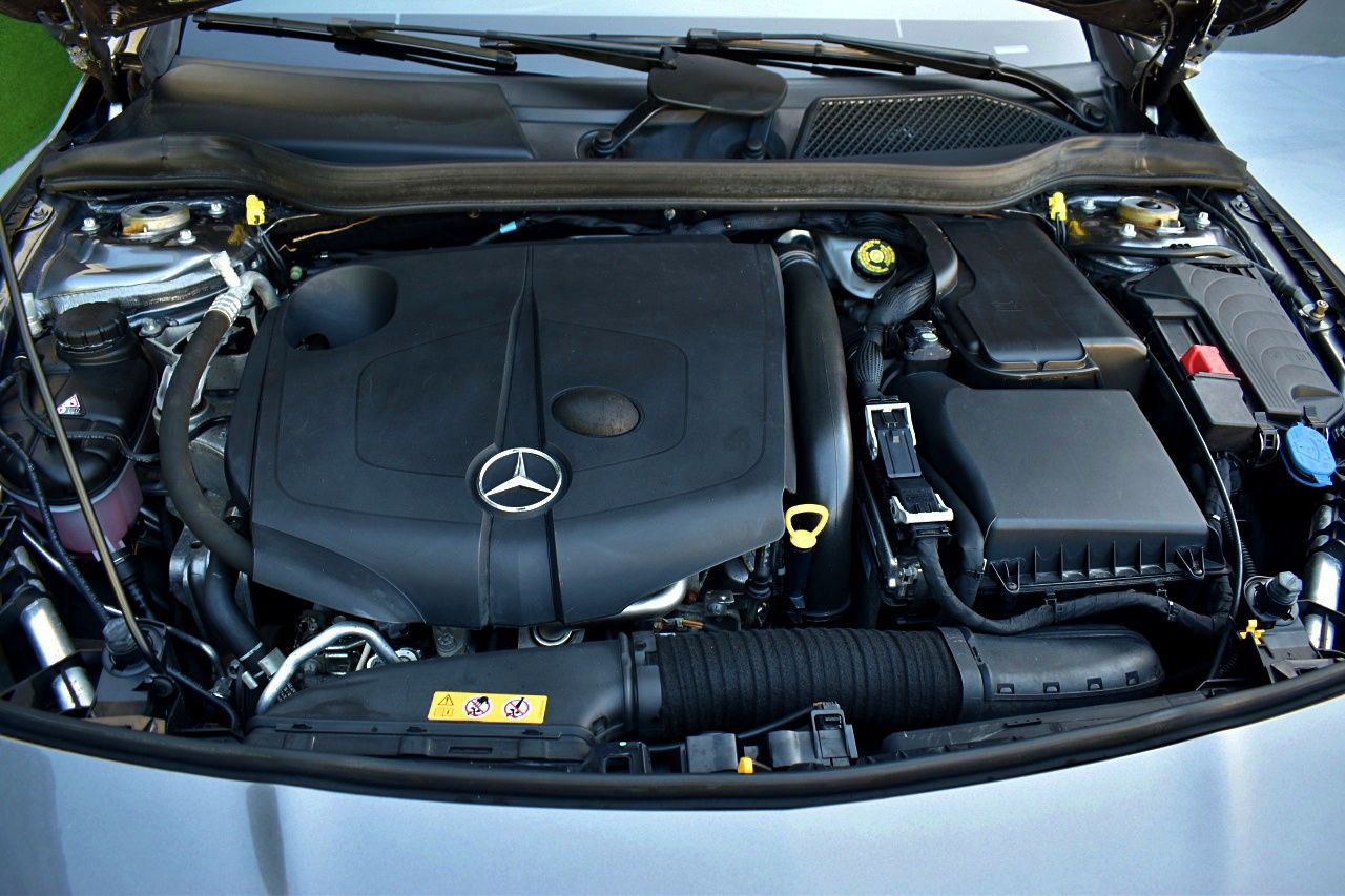 Foto Mercedes-Benz Clase CLA 73