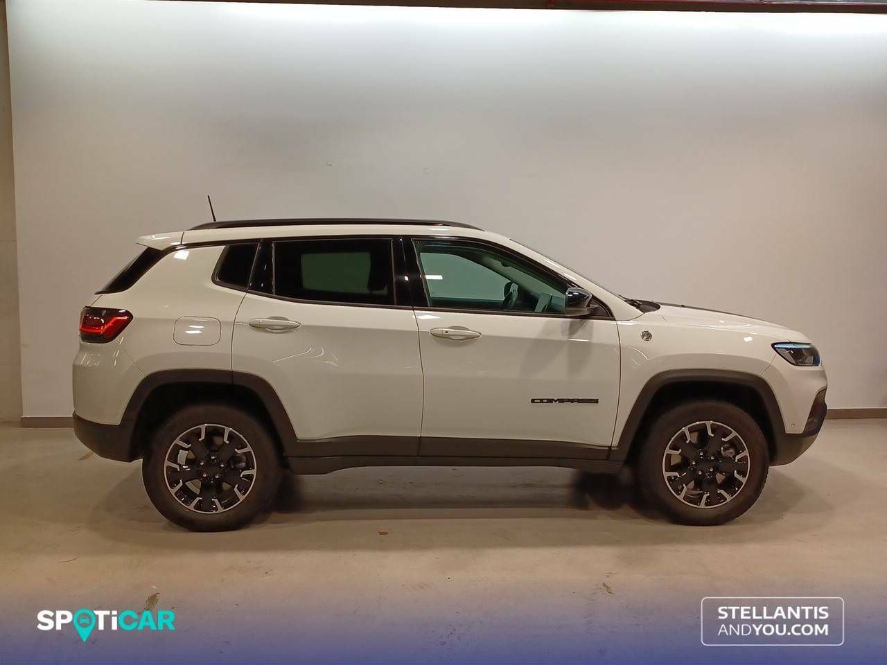 Foto Jeep Compass 4