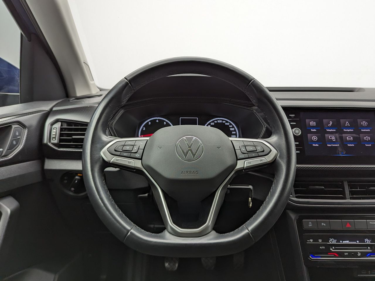 Foto Volkswagen T-Cross 17