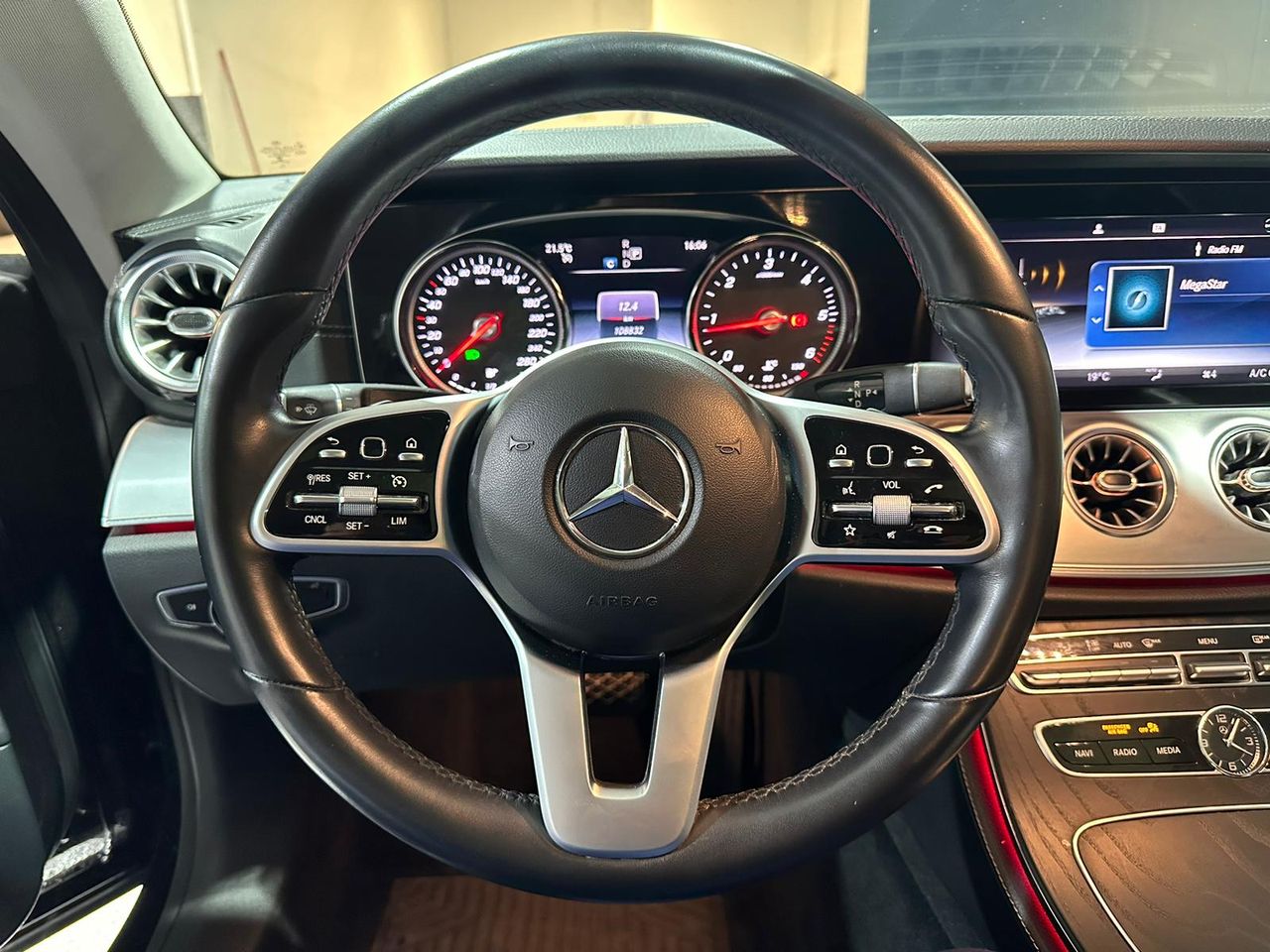 Foto Mercedes-Benz Clase E 22
