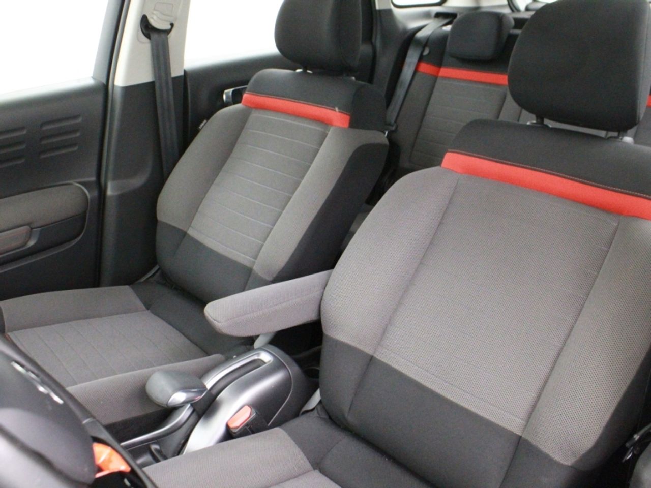 Foto Citroën C3 Aircross 21