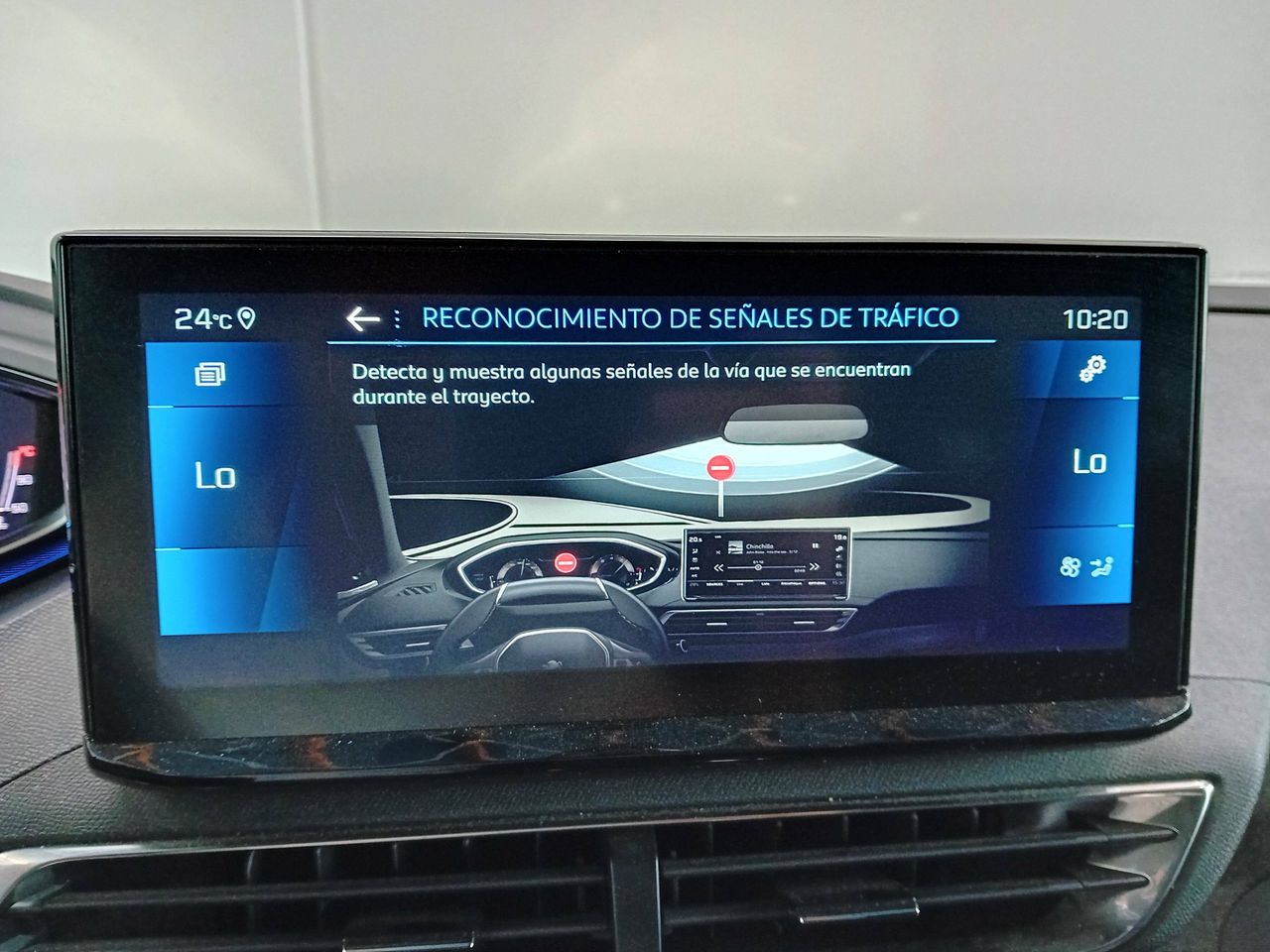 Foto Peugeot 5008 28