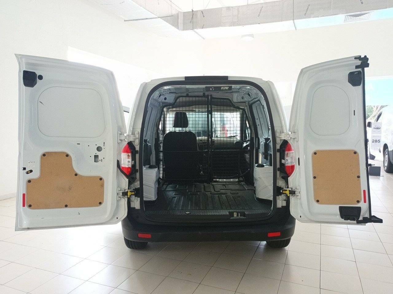 Foto Ford Transit  Courier 13