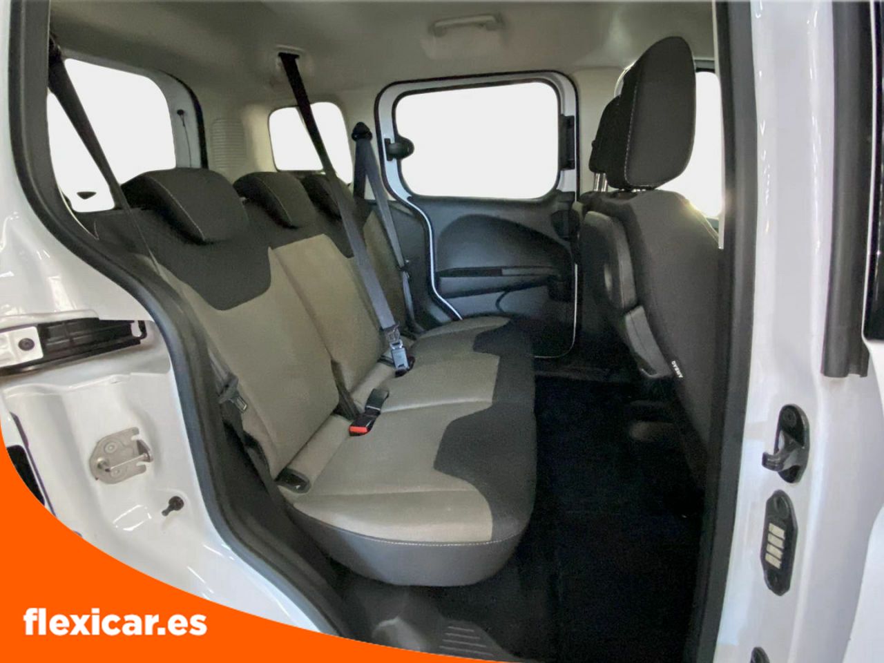 Foto Ford Tourneo Courier 18