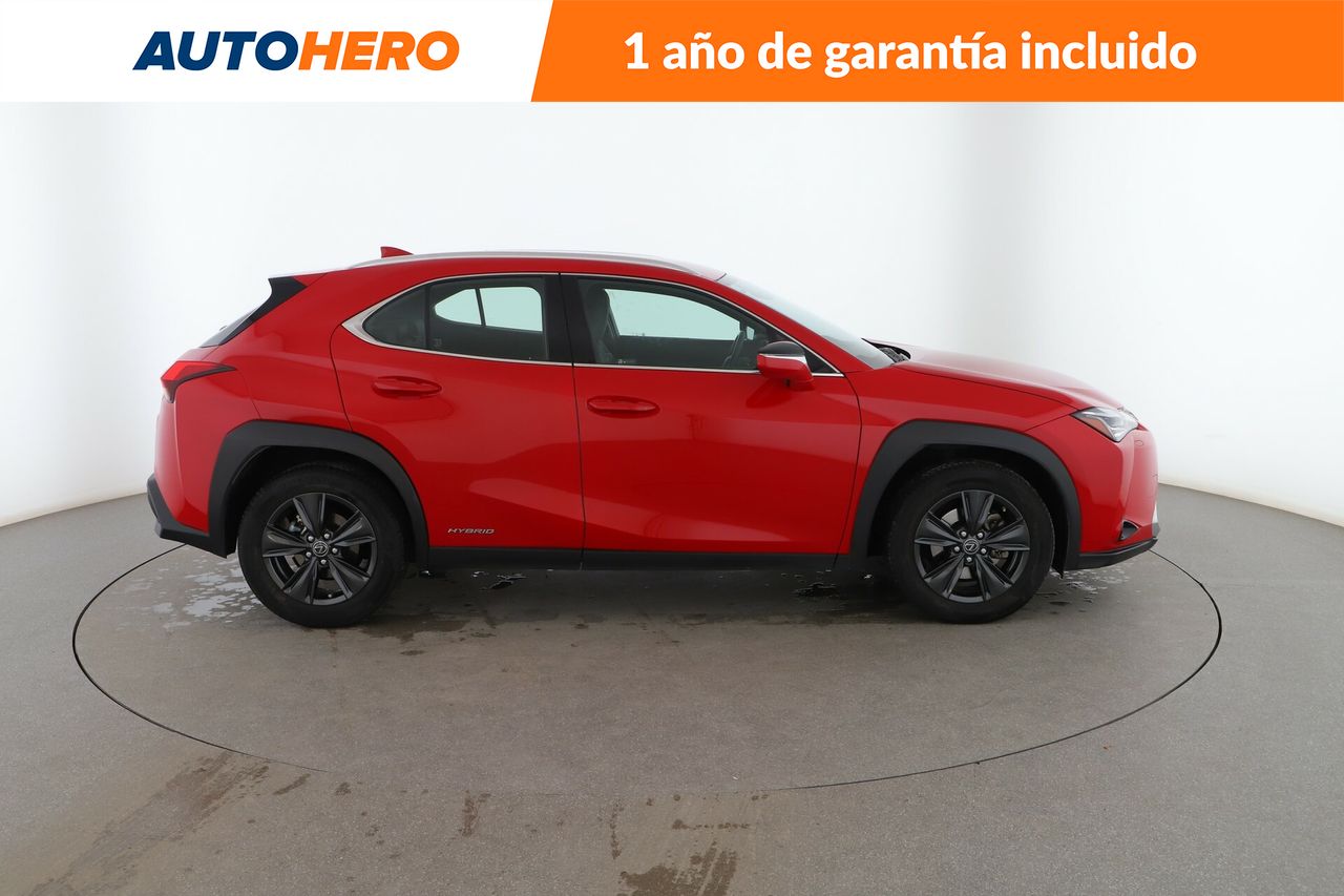 Foto Lexus UX 7