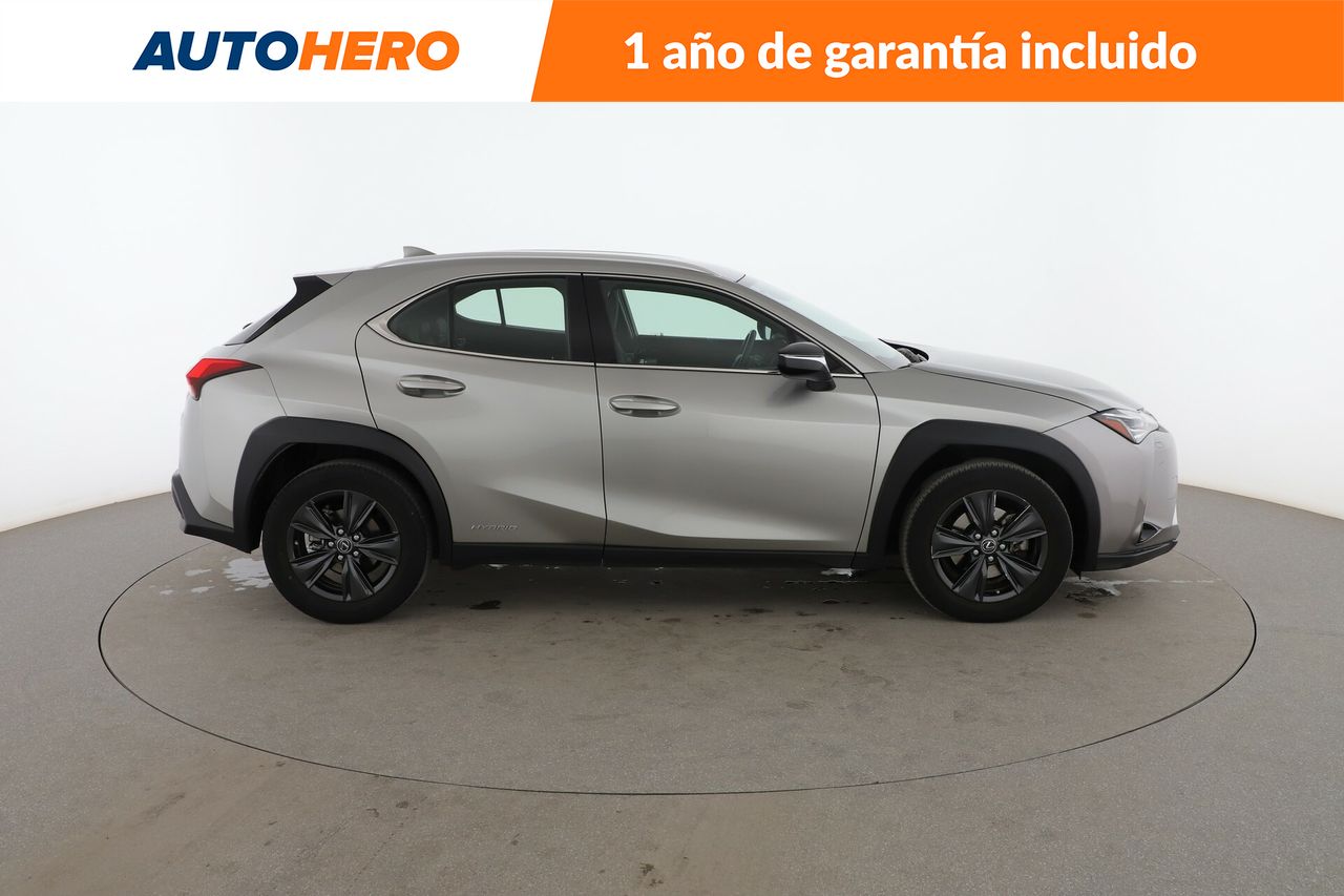 Foto Lexus UX 7