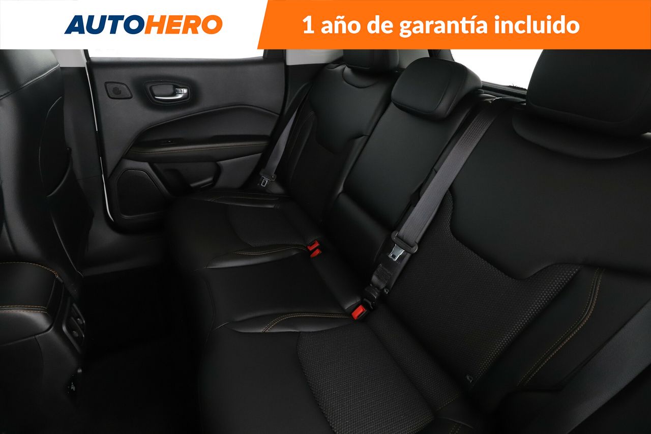 Foto Jeep Compass 15