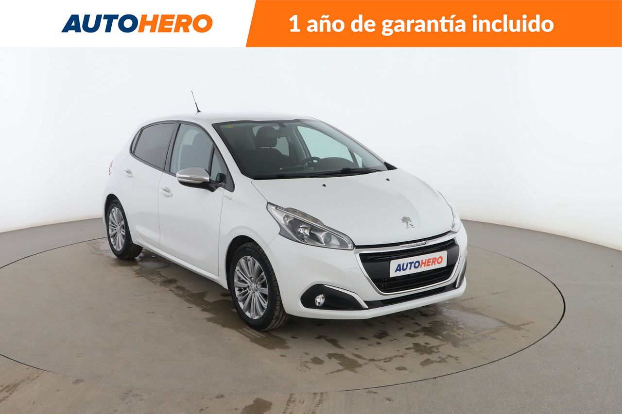 Foto Peugeot 208 8