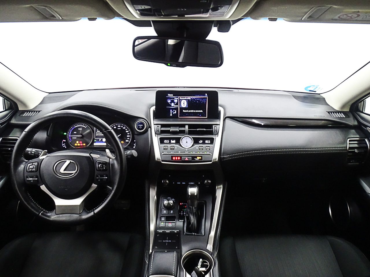 Foto Lexus NX 3