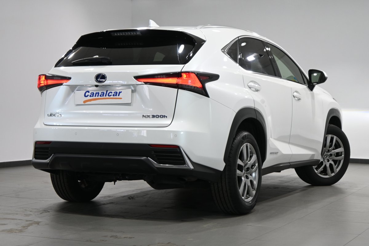 Foto Lexus NX 2