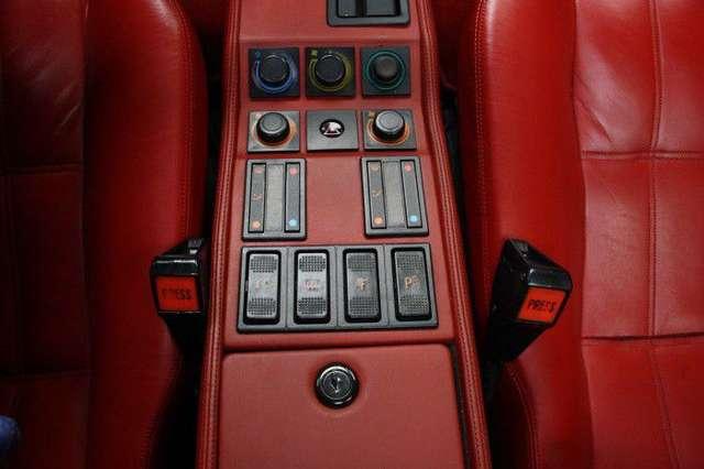 Foto Ferrari 328 5