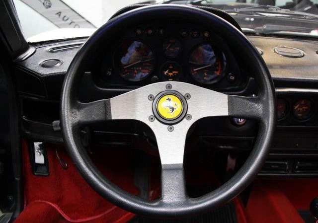 Foto Ferrari 328 9