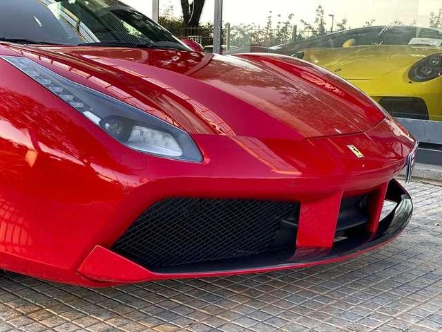 Foto Ferrari 488 2