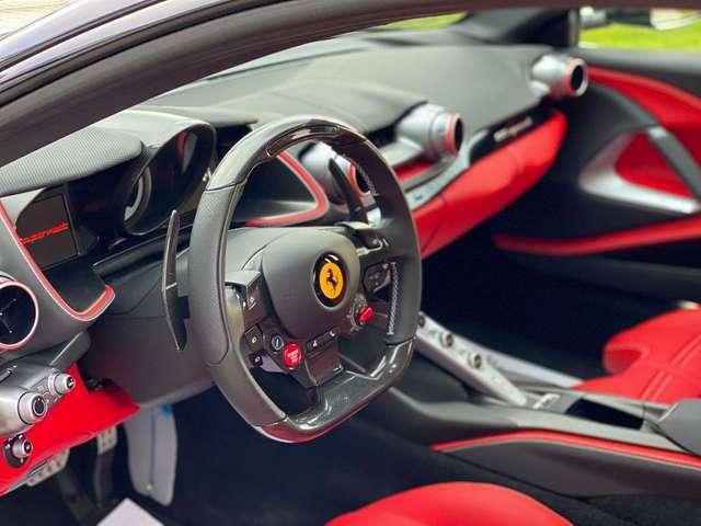Foto Ferrari 812 7