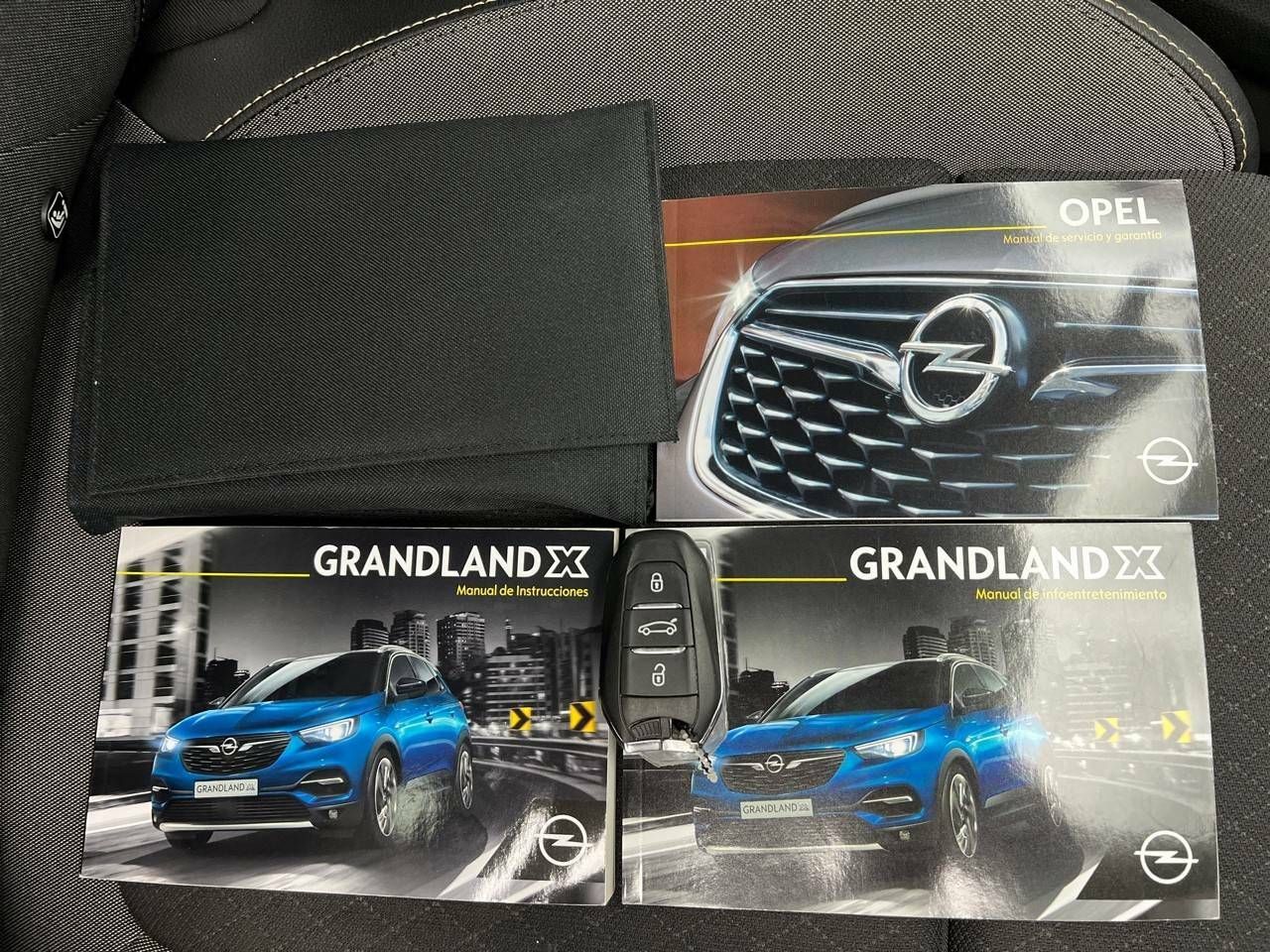 Foto Opel Grandland X 25