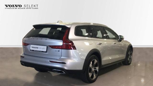 Foto Volvo V60 Cross Country 2