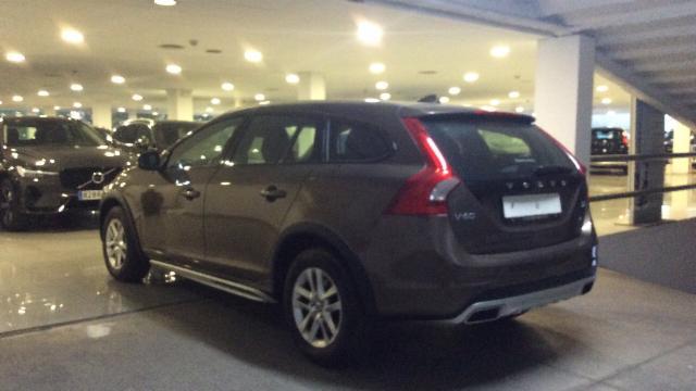 Foto Volvo V60 Cross Country 9