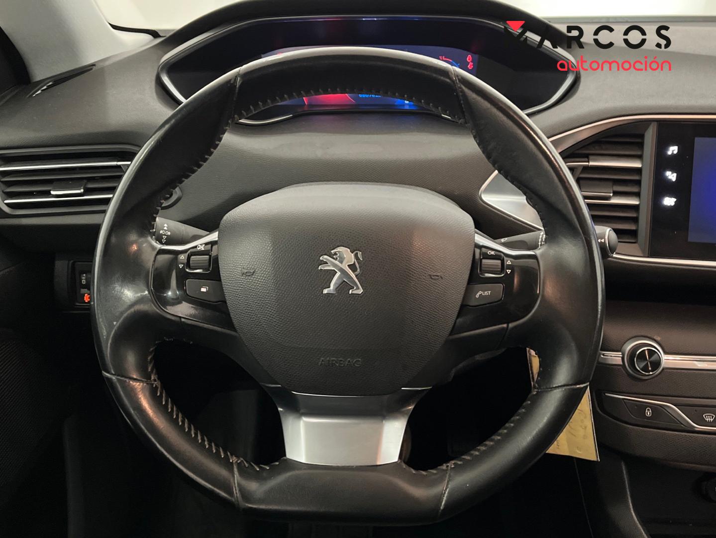 Foto Peugeot 308 13