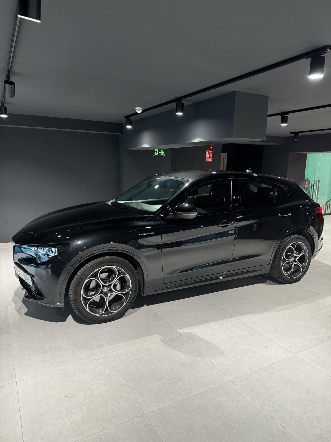 Foto Alfa Romeo Stelvio 2