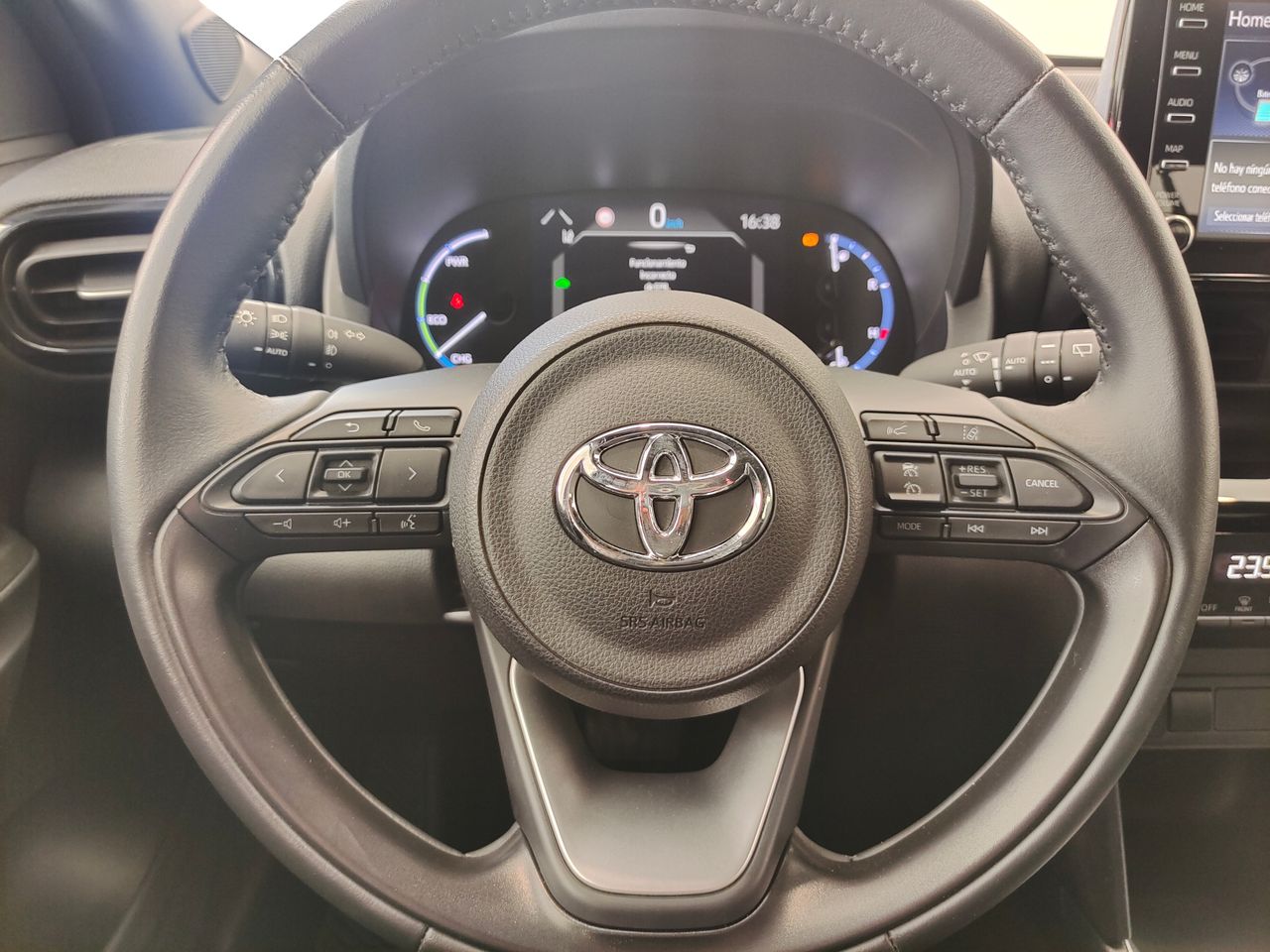 Foto Toyota Yaris 13