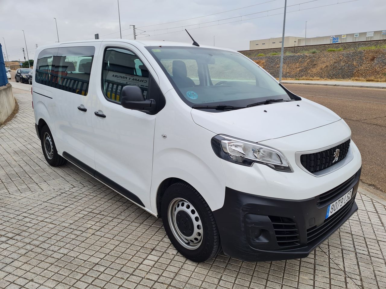 Foto Peugeot Traveller 2