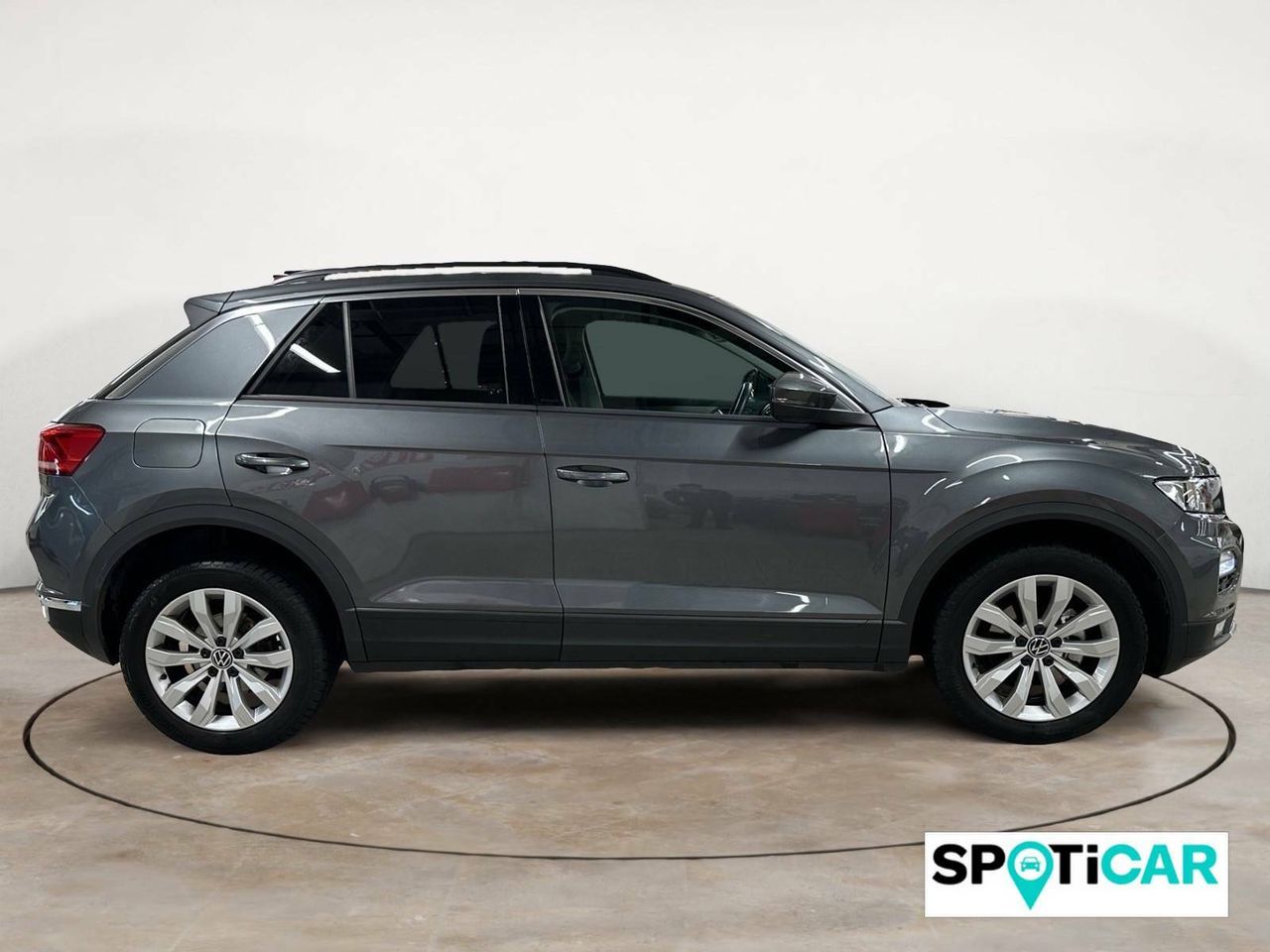 Foto Volkswagen T-Roc 4