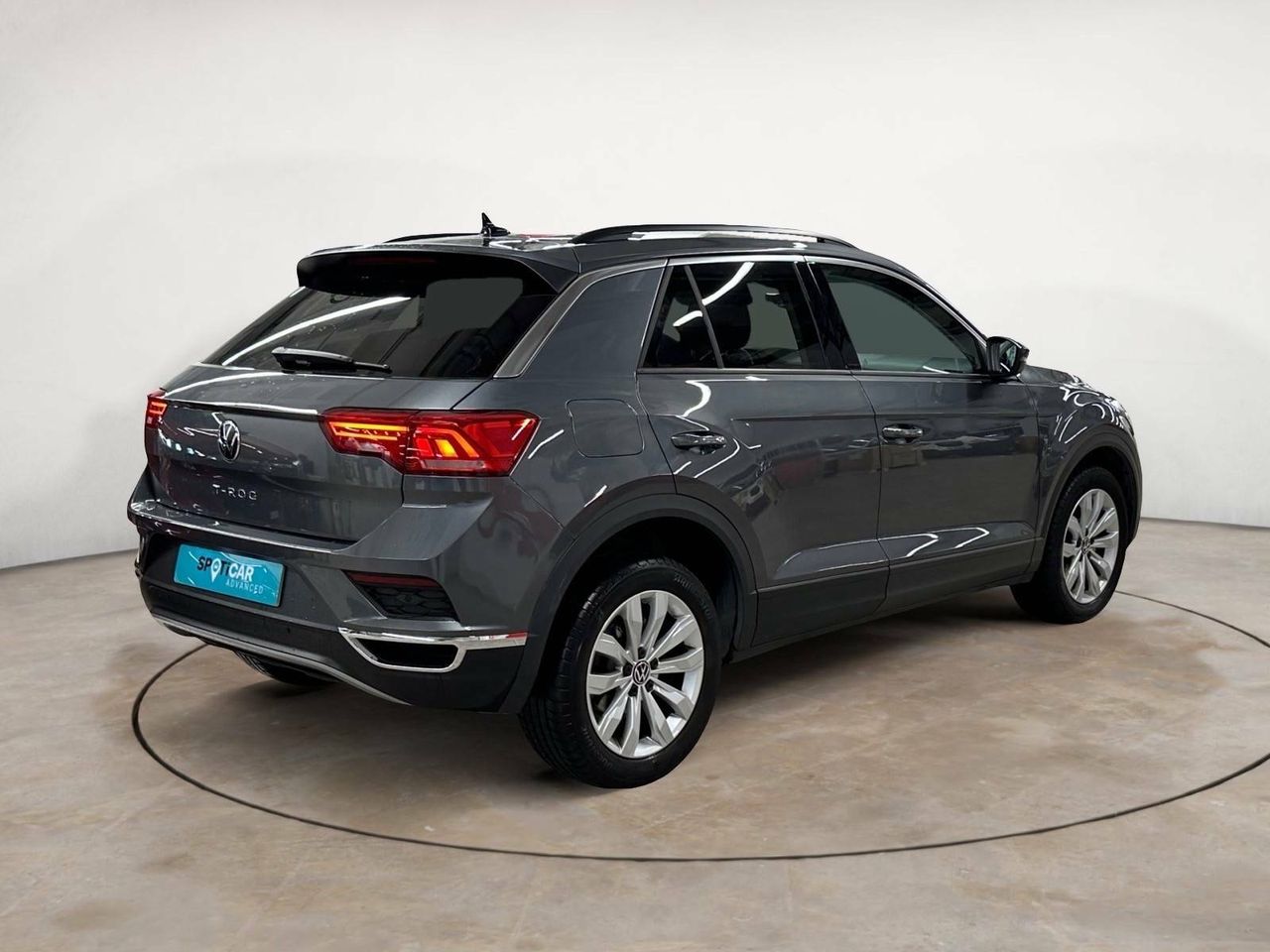 Foto Volkswagen T-Roc 23