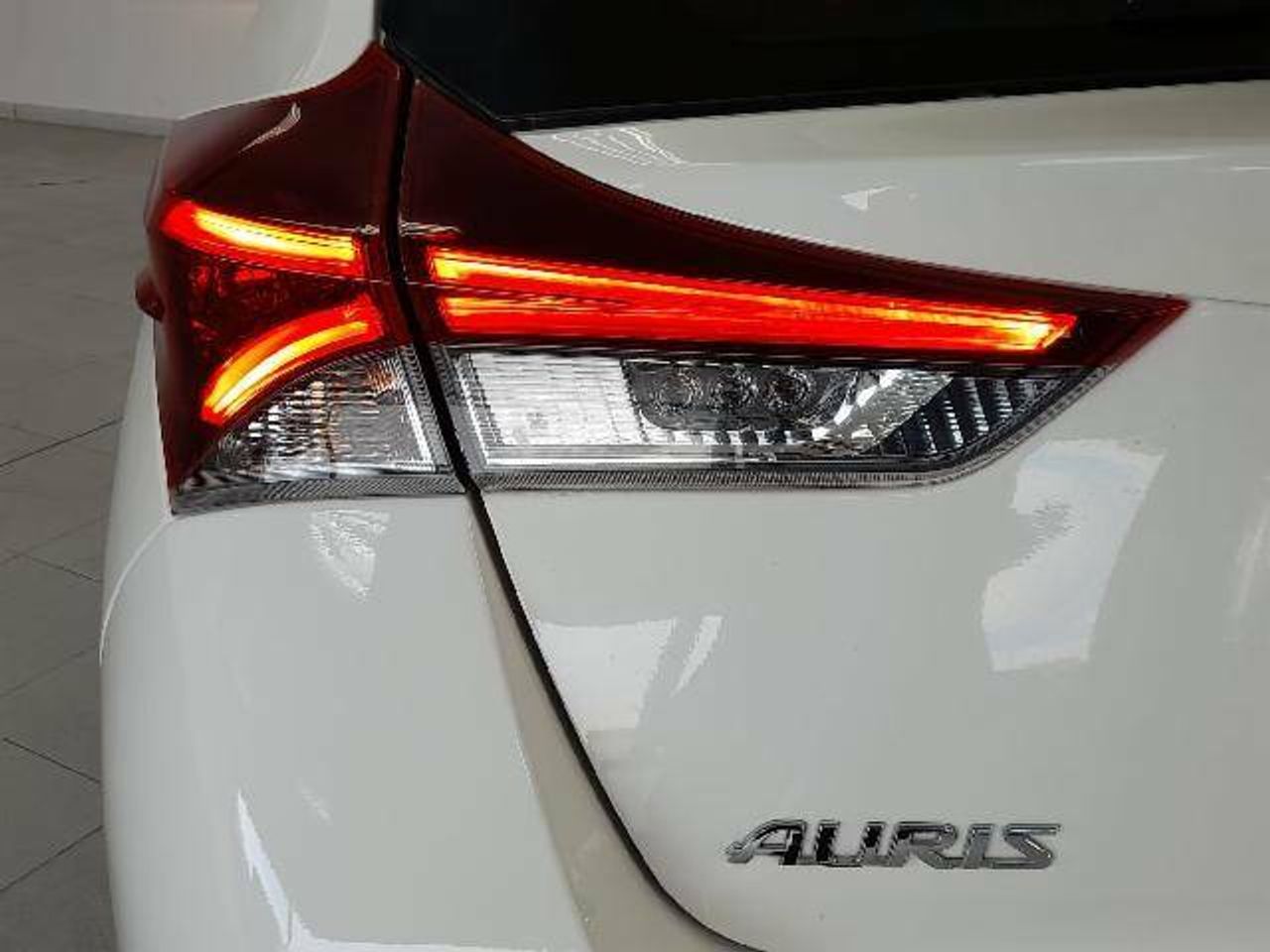 Foto Toyota Auris 19