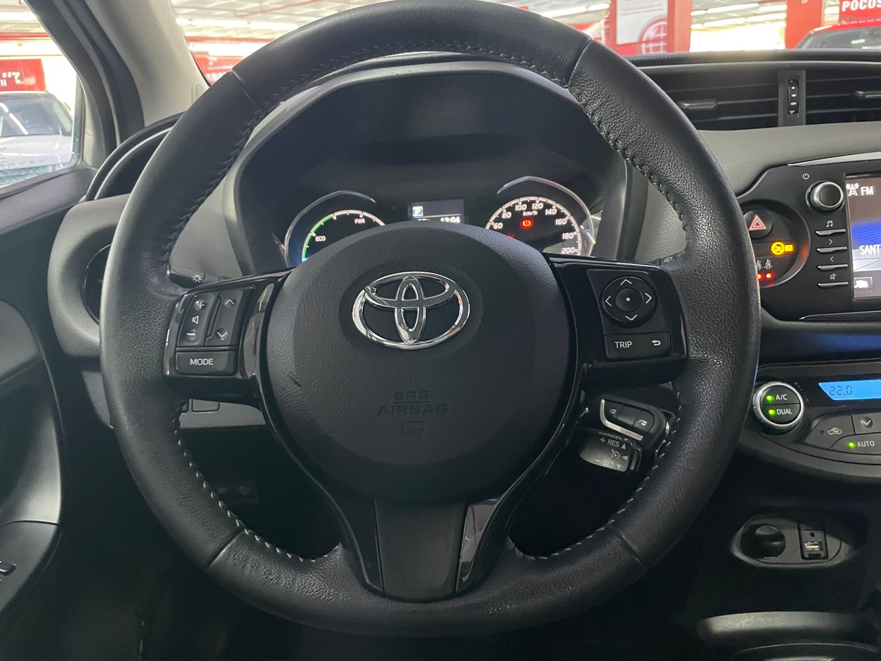 Foto Toyota Yaris 14