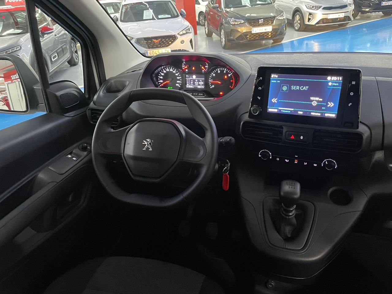 Foto Peugeot Rifter 11