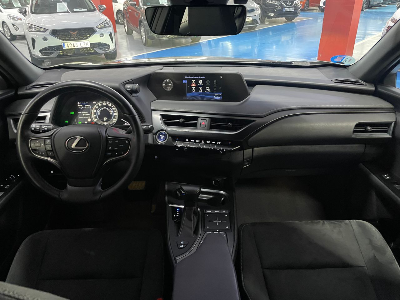 Foto Lexus UX 7