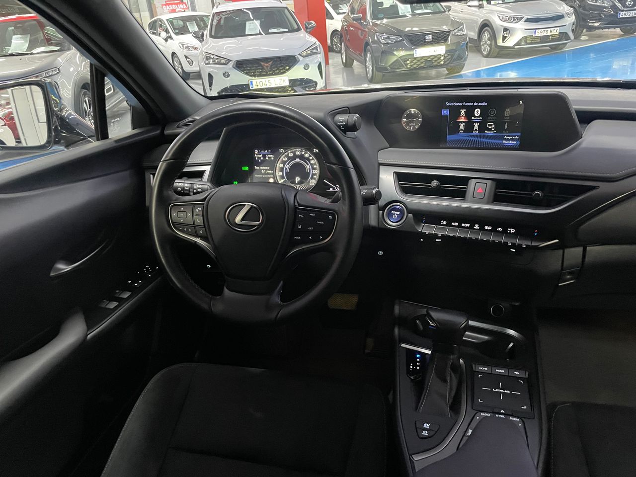 Foto Lexus UX 11