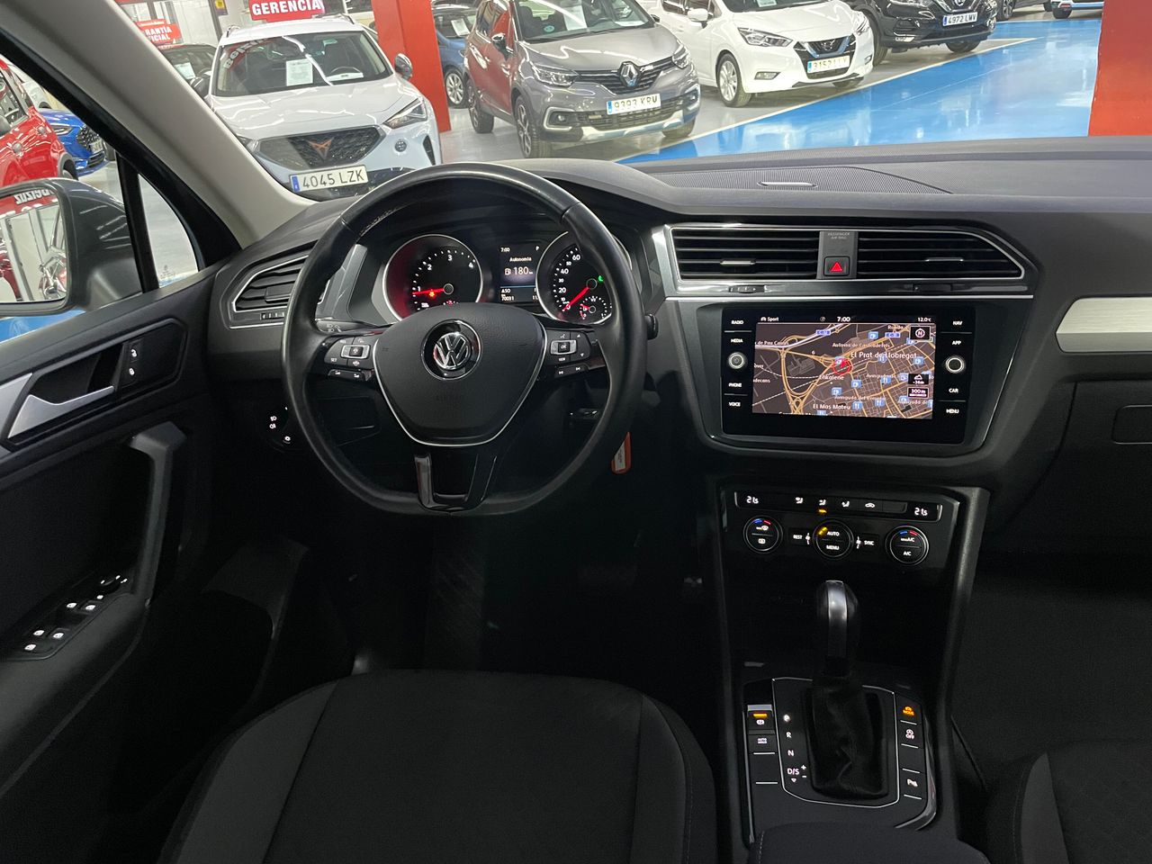 Foto Volkswagen Tiguan 11