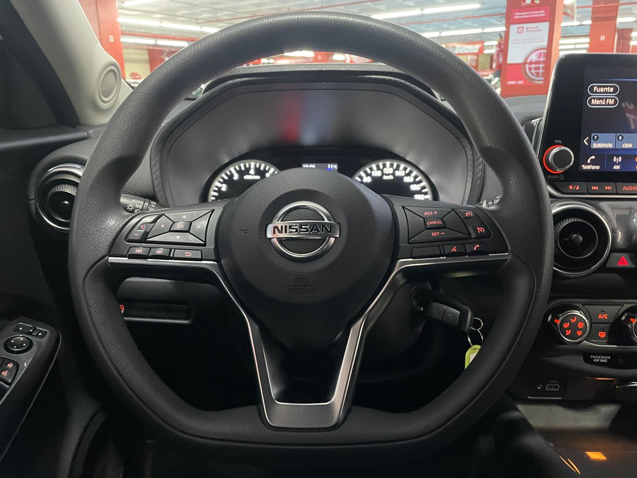 Foto Nissan Juke 14